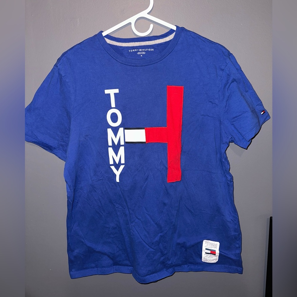Tommy Hilfiger men’s medium blue t-shirt